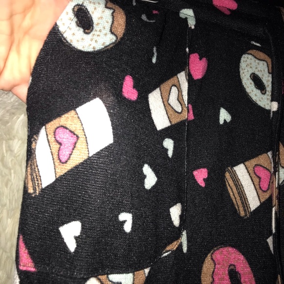 💥5/$25💥 Pjs..Donuts/Coffee/Hearts - Picture 5 of 9